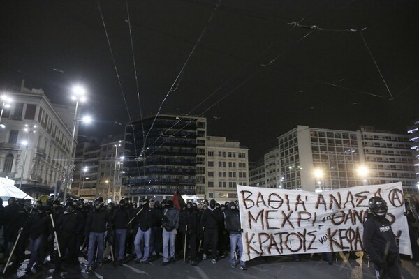 Σε εξέλιξη συγκέντρωση για τον Νίκο Ρωμανό (φωτό)