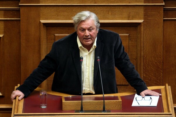 Τα μαζεύει ο Παπαχριστόπουλος για τη διαρροή των Wikileaks - Γεωργιάδης: Οι δηλώσεις του δίνουν την εντύπωση κυβέρνησης απατεώνων