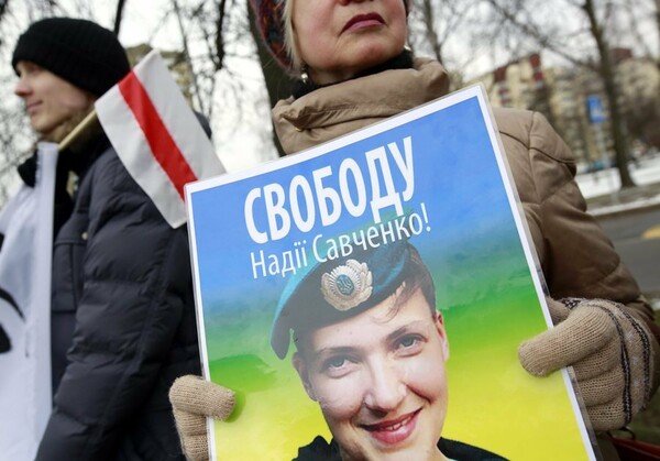 Σε 22 χρόνια φυλάκιση καταδικάστηκε η Νάντια Σαβτσένκο- Ανταλλαγή με Ρώσους προτείνει η Ουκρανία