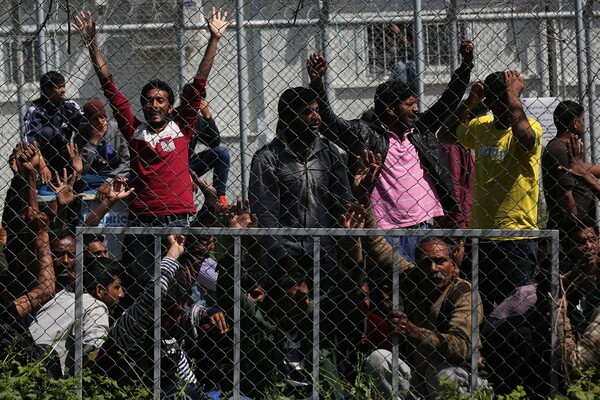 Κόλαφος για την Ελλάδα η Διεθνής Αμνηστία - Άσχημες οι συνθήκες για πρόσφυγες, μετανάστες και αιτούντες άσυλο σε Λέσβο και Χίο