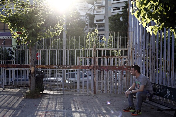 ΣΥΡΙΖΑ: Τεράστιο ψυχολογικό και οικονομικό βάρος οι Πανελλήνιες - Θα καταργηθούν