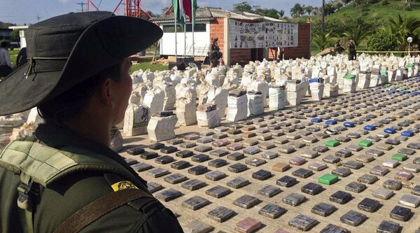 8,8 τόνοι κοκαΐνη κρυμμένοι σε φυτεία στην Κολομβία - Η μεγαλύτερη κατάσχεση στην ιστορία της χώρας