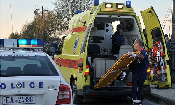 57χρονος πυρπολήθηκε έξω απο το σπίτι της πρώην συζύγου του στη Νίκαια