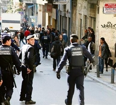 Επιχείρηση απομάκρυνσης αλλοδαπών από σήμερα στο κέντρο