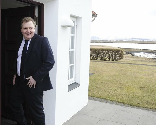 Ο Πρωθυπουργός της Ισλανδίας αρνείται τώρα ότι παραιτήθηκε