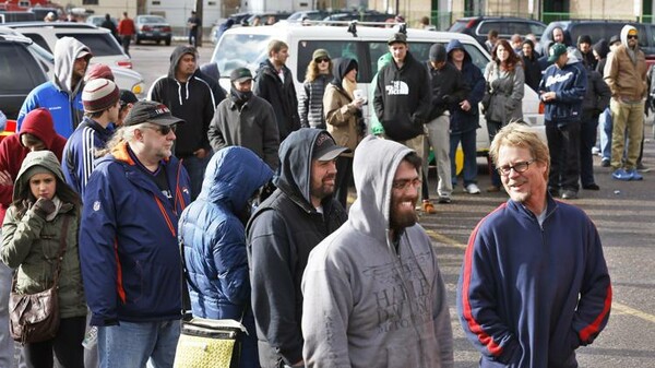 Oυρές σε Ουάσιγκτον και Κολοράντο για τη νόμιμη μαριχουάνα