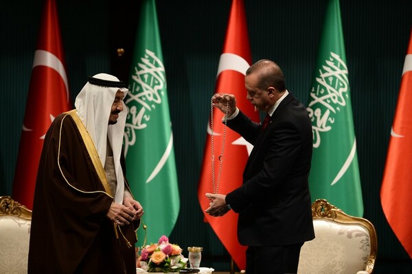 Oι τρελές απαιτήσεις του Σαουδάραβα βασιλιά που έφτασε στην Τουρκία