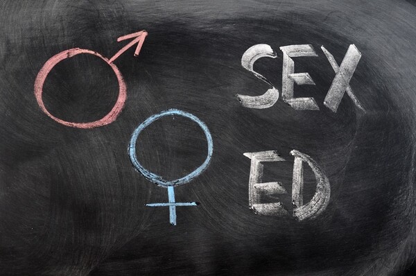 Σταματά η σεξουαλική διαπαιδαγώγηση στο Γυμνάσιο