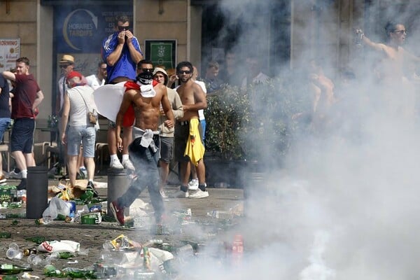 Άγρια επεισόδια μεταξύ οπαδών ξανά στη Γαλλία