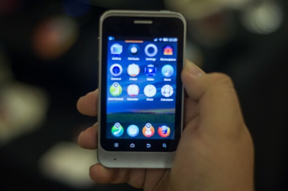 Η συσκευή Firefox OS που διανέμεται στους developpers