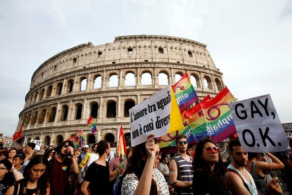 Xιλιάδες άνθρωποι στα Pride της Ρώμης, της Κροατίας και της Πολωνίας