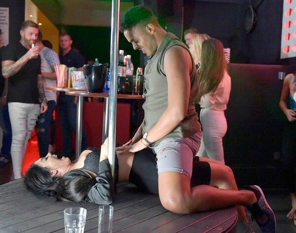 Το Geordie Shore, το προκλητικό ριάλιτι του ΜTV κάνει γυρίσματα στην Κέρκυρα και έχει εξοργίσει τους κατοίκους