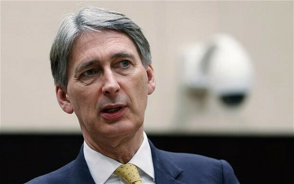 Bρετανία: Ο νέος ΥΠΟΙΚ δηλώνει ότι δεν θα χρειαστεί έκτακτος προϋπολογισμός