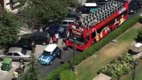 Οι τσαμπουκαλεμένοι Θεσσαλονικείς της ημέρας - που δεν ήξεραν ότι τους βιντεοσκοπούσαν