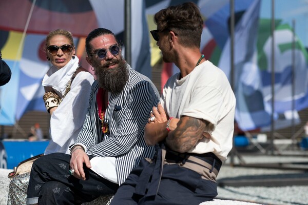 Τα καλοντυμένα αγόρια και οι πιο κομψοί Ιταλοί του Pitti Uomo 2016 στη Φλωρεντία