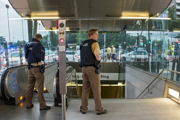 Oι πρώτες φωτογραφίες από το Μόναχο - Τρεις οι δράστες της επίθεσης
