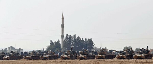 Η Τουρκία έστειλε δέκα ακόμη τανκς στη Συρία