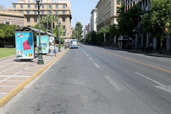 Πού πήγαν όλοι; ?️ Η Αθήνα εντελώς άδεια σήμερα το πρωί