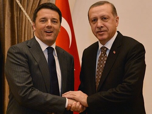 Ο Ερντογάν καταφέρεται κατά της Ρώμης και ο πρωθυπουργός Ρέντσι απαντά με ένα tweet
