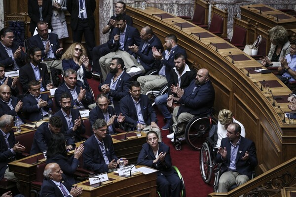 Συγκίνηση αλλά και σωρεία παραπόνων από τους Παραολυμπιονίκες στην ειδική εκδήλωση προς τιμήν τους στη Βουλή