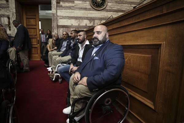 Συγκίνηση αλλά και σωρεία παραπόνων από τους Παραολυμπιονίκες στην ειδική εκδήλωση προς τιμήν τους στη Βουλή