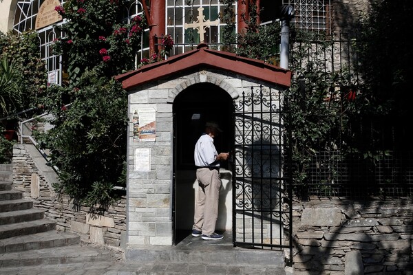 Όχι, δεν είχε πλάκα ο πατέρας απ' το Άργος που εκτροχίασε τη βάφτιση των παιδιών του