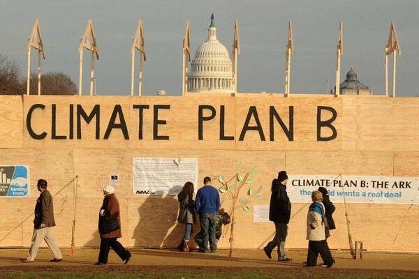 Διχασμένοι οι Αμερικανοί για το θέμα της κλιματικής αλλαγής και την αντιμετώπισή της