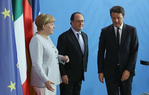 Συνάντηση Ολάντ, Μέρκελ και Ρέντσι με στόχο την «επανεκκίνηση της Ευρωπαϊκής Ένωσης»