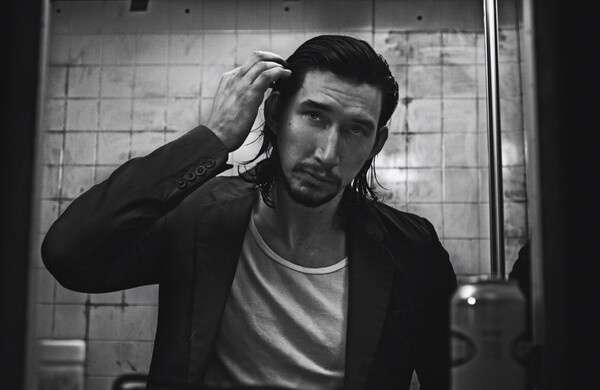 Να γιατί ο Adam Driver είναι ο επόμενος μεγάλος σταρ του Χόλιγουντ