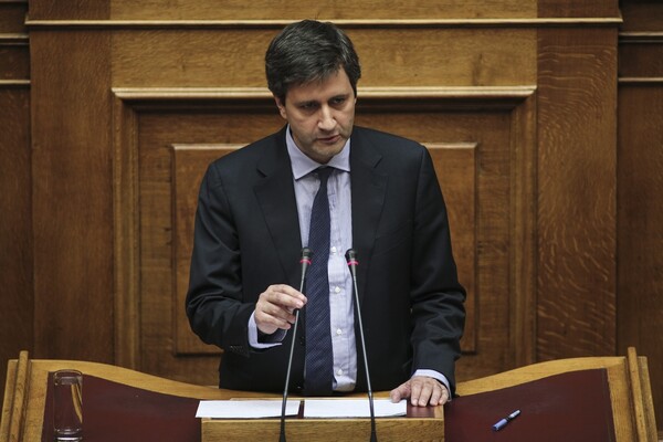Χουλιαράκης: H κυβέρνηση έχει πλήρη εμπιστοσύνη στα στοιχεία της ΕΛΣΤΑΤ