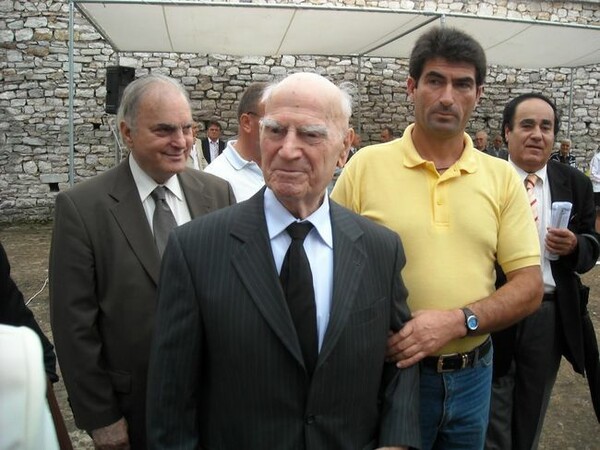 Στο Ρέθυμνο η κηδεία του Παττακού