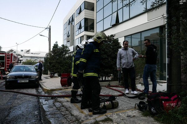 Φωτιά σε κτίριο γραφείων στην Αγία Παρασκευή