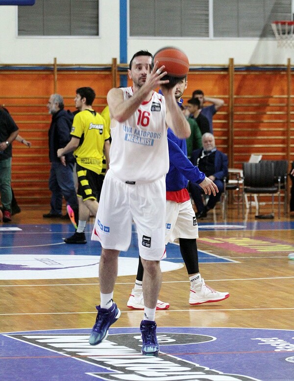 "Basket Αγάπης" στη Λευκάδα
