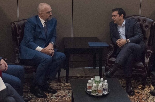 Το ΥΠΕΞ απαντά στις δηλώσεις Ράμα για την Ακρόπολη και την κατεδάφιση σπιτιών ομογενών στην Χειμάρρα