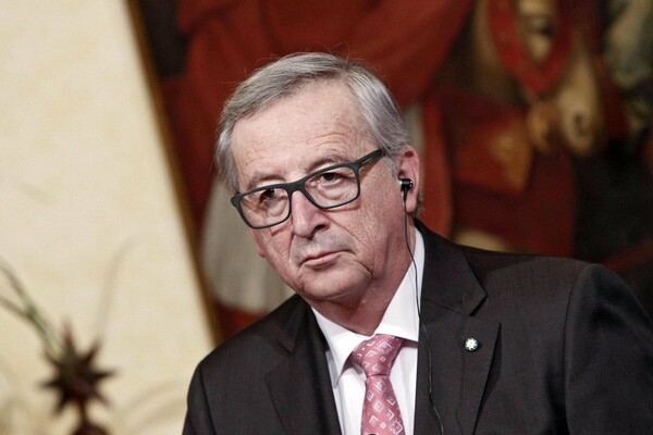 Γιούνκερ: Καταφέραμε να αντεπεξέλθουμε στην ελληνική κρίση, μην έχουμε νέα στην Ιταλία