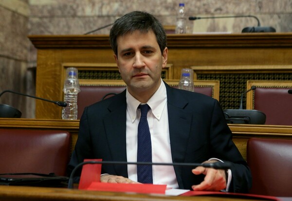 Χουλιαράκης: Η απομείωση του χρέους δεν είναι πανάκεια