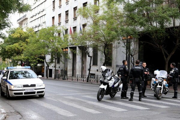 Αυξημένα μέτρα ασφαλείας και αστυνόμευσης σε όλη τη χώρα για τις γιορτές