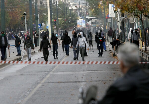 Άνοιξε πριν λίγο η Πατησίων-«Πεδίο μάχης» νωρίτερα η περιοχή