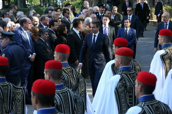 Το τελευταίο αντίο στον Κωστή Στεφανόπουλο