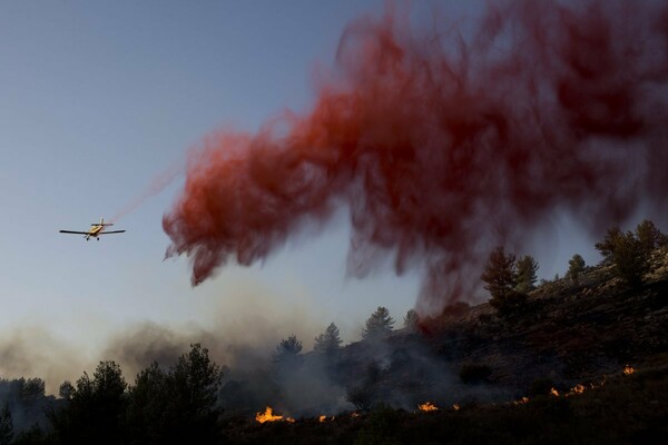 Η Ελλάδα στέλνει πυροσβεστικά αεροσκάφη στο Ισραήλ για την αντιμετώπιση των καταστροφικών πυρκαγιών