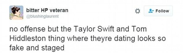 Η Τaylor Swift φιλιέται με το καινούργιο, πολύ διάσημο αγόρι της, αλλά το ίντερνετ δεν πείθεται...