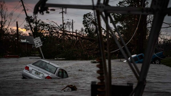 Κυκλώνας Μάικλ: Έξι νεκροί και εικόνες καταστροφής στην Φλόριντα