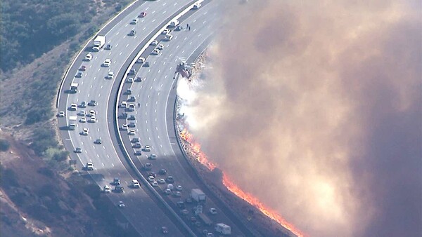 Για πέμπτη μέρα καίγεται η Καλιφόρνια - Τεράστια καταστροφή και τραγικός ο απολογισμός των θυμάτων