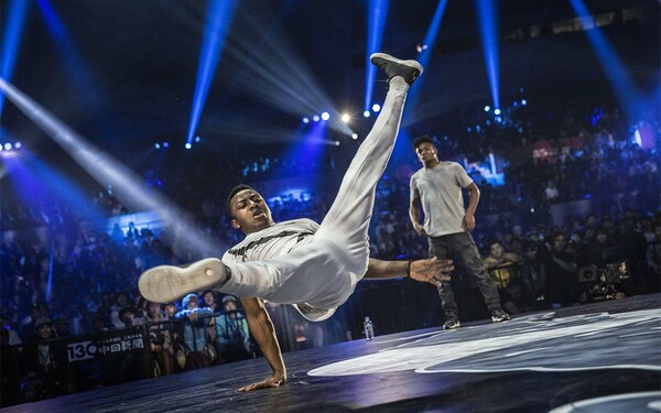 Ο 19χρονος B-Boy Issei είναι ο καλύτερος break-dancer στον κόσμο