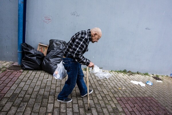 Θεσσαλονίκη: Γιορτινό γεύμα και διανομή τροφίμων σε απόρους ενόψει Χριστουγέννων