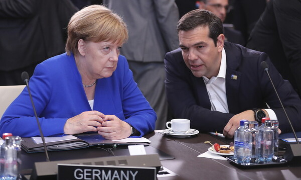 DW: Ελλάδα και Πολωνία μπορούν να διεκδικήσουν γερμανικές αποζημιώσεις