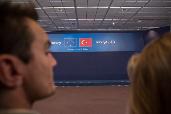 Η Τουρκία κατηγορεί την ΕΕ για μεροληψία και την Κομισιόν πως «οδηγεί τη χώρα στην γωνία»