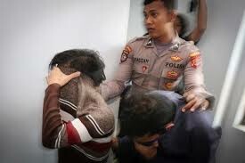 Ινδονησία: Συνέλαβαν άντρες που κατηγορούνται πως είχαν σελίδα για ομοφυλόφιλους στο Facebook