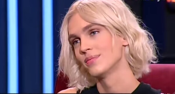 Καίτη Γκραμμά: «Ξυπνώντας από τη νάρκωση, έβαλα τα χέρια μου στην περιοχή και ξέσπασα σε κλάματα»