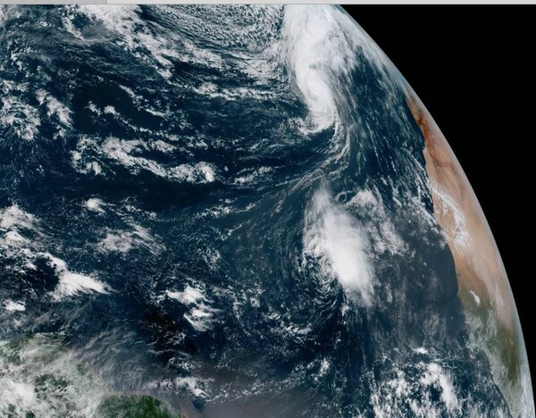 Λέσλι: Ο κυκλώνας-ζόμπι που σχηματίστηκε στον Ατλαντικό τελικά κατευθύνεται στην Ευρώπη